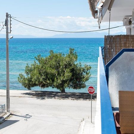 Seafront 2 Bedrooms Apartment Nea Iraklia Zewnętrze zdjęcie